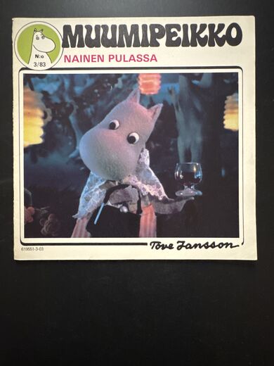 MUUMIPEIKKO N:o 3 - 1983 - NAINEN PULASSA