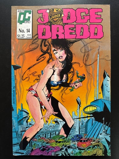JUDGE DREDD No. 14 - ATTACK OF THE 50 FOOT WOMAN